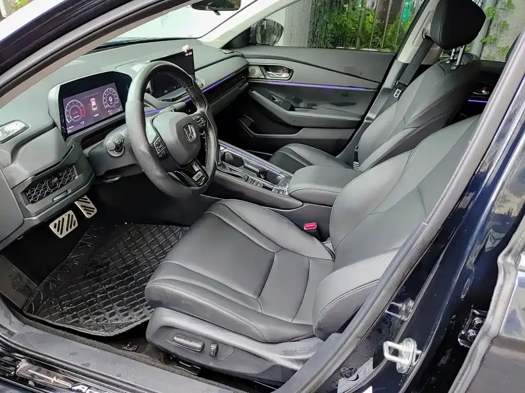 Honda Accord — фото 6