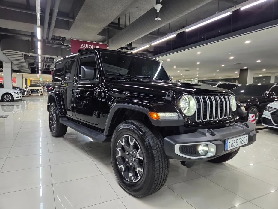 Jeep Wrangler — фото 8