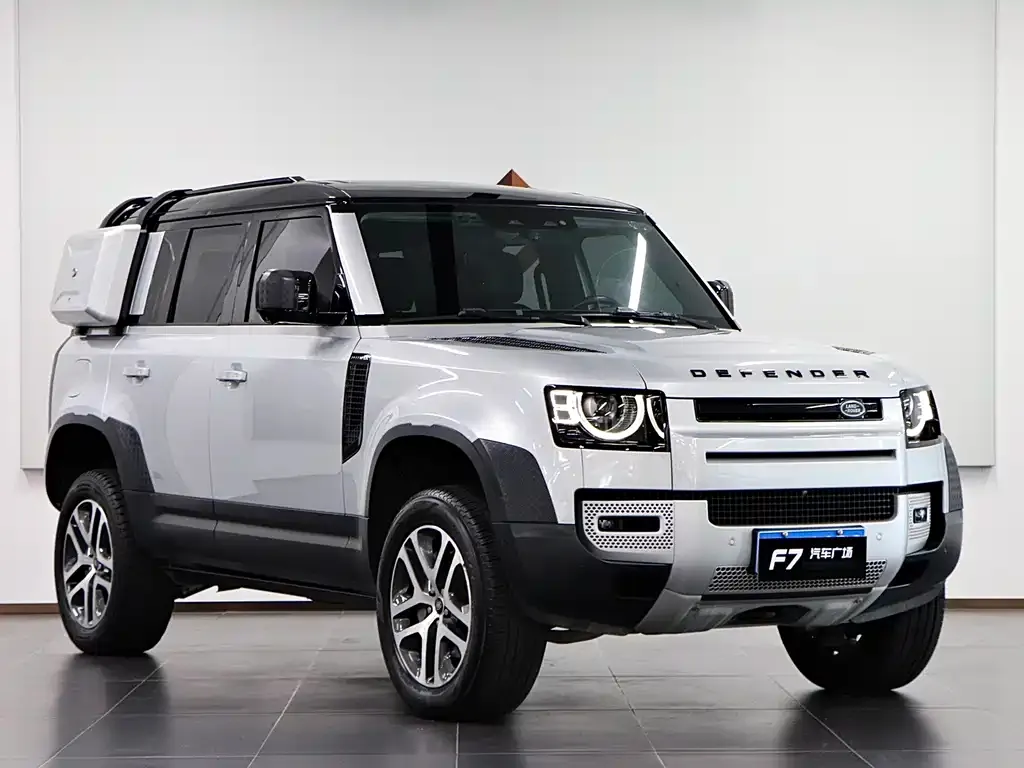 Land Rover Defender — фото 10