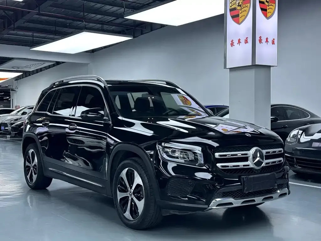 Mercedes-Benz GLB — фото 2