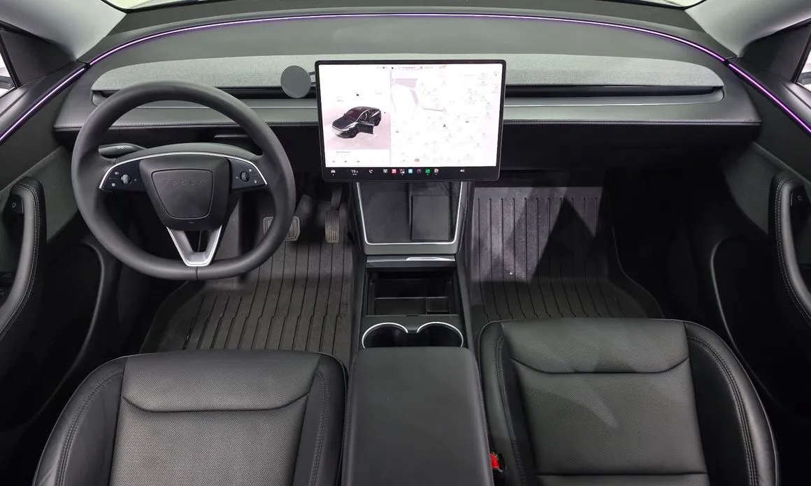 Tesla Model Y — фото 9