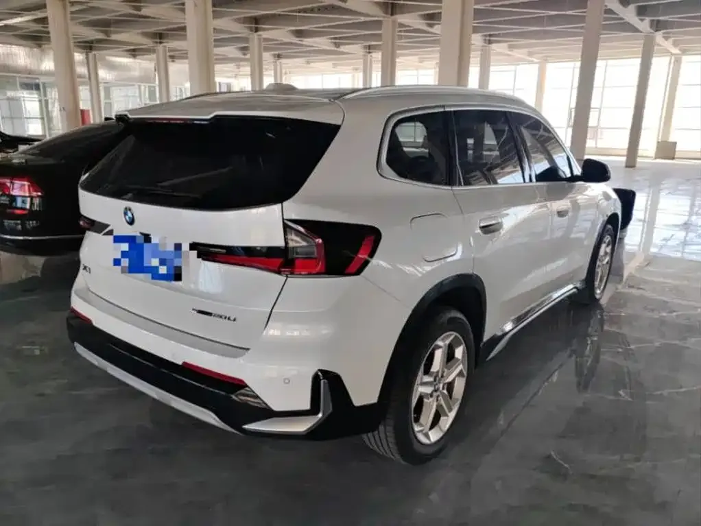 BMW X1 — фото 2