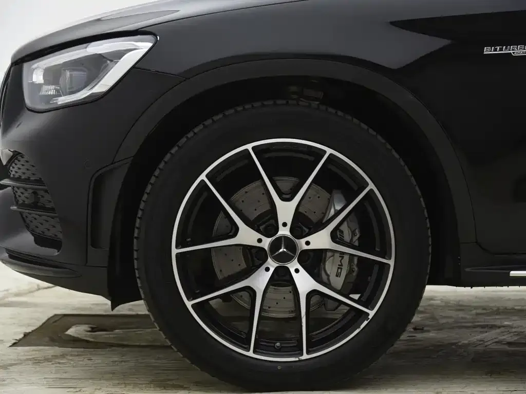 Mercedes-Benz GLC AMG — фото 7