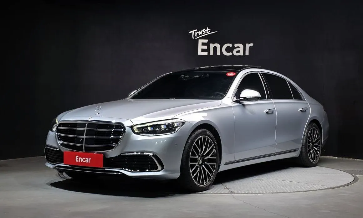 Mercedes-Benz S-Class — фото 1