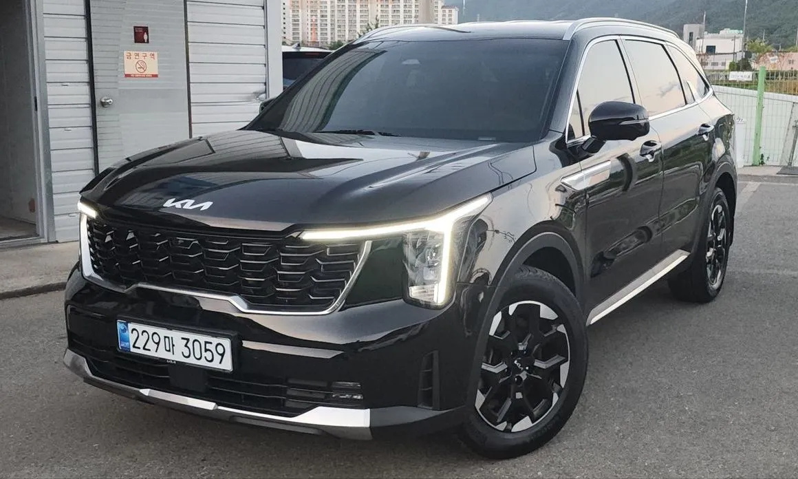 Kia Sorento — фото 4
