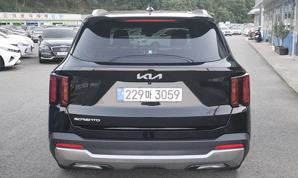 Kia Sorento — фото 5