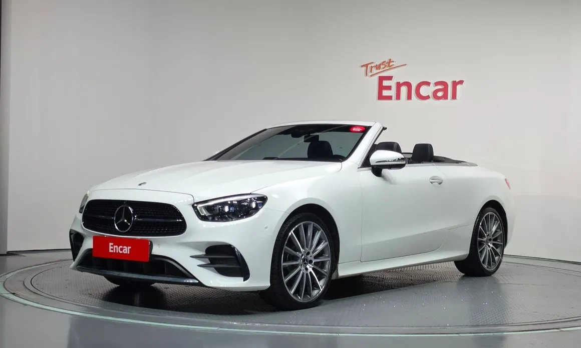 Mercedes-Benz E-Class — фото 1