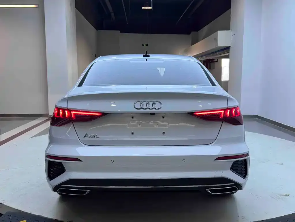 Audi A3 — фото 2
