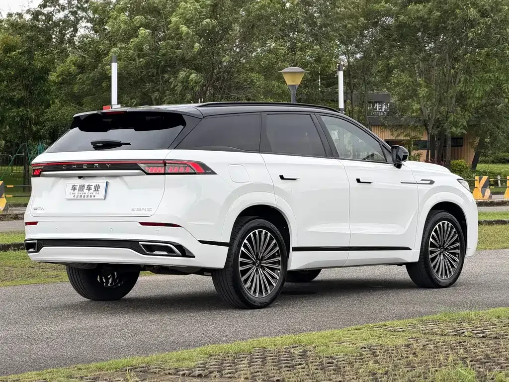 Chery Tiggo 9 — фото 10