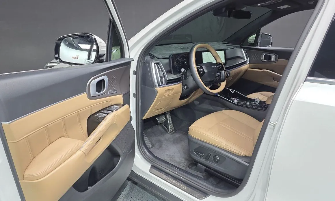 Kia Sorento — фото 7