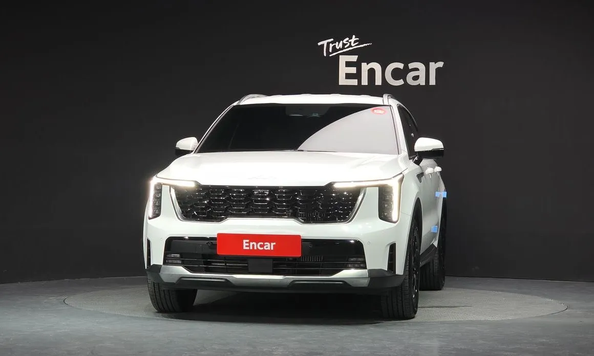 Kia Sorento — фото 5