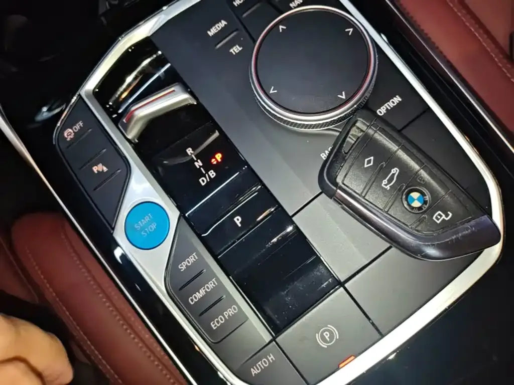 BMW i3 — фото 10