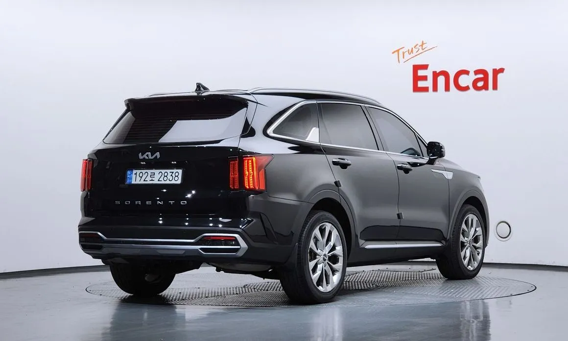 Kia Sorento — фото 3