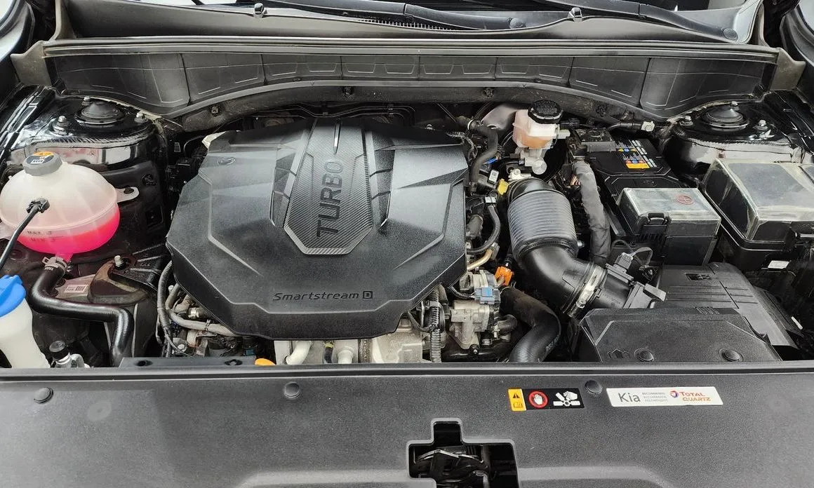 Kia Sorento — фото 8