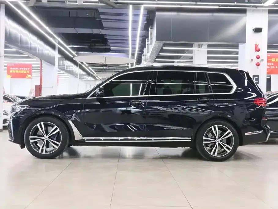 BMW X7 — фото 4