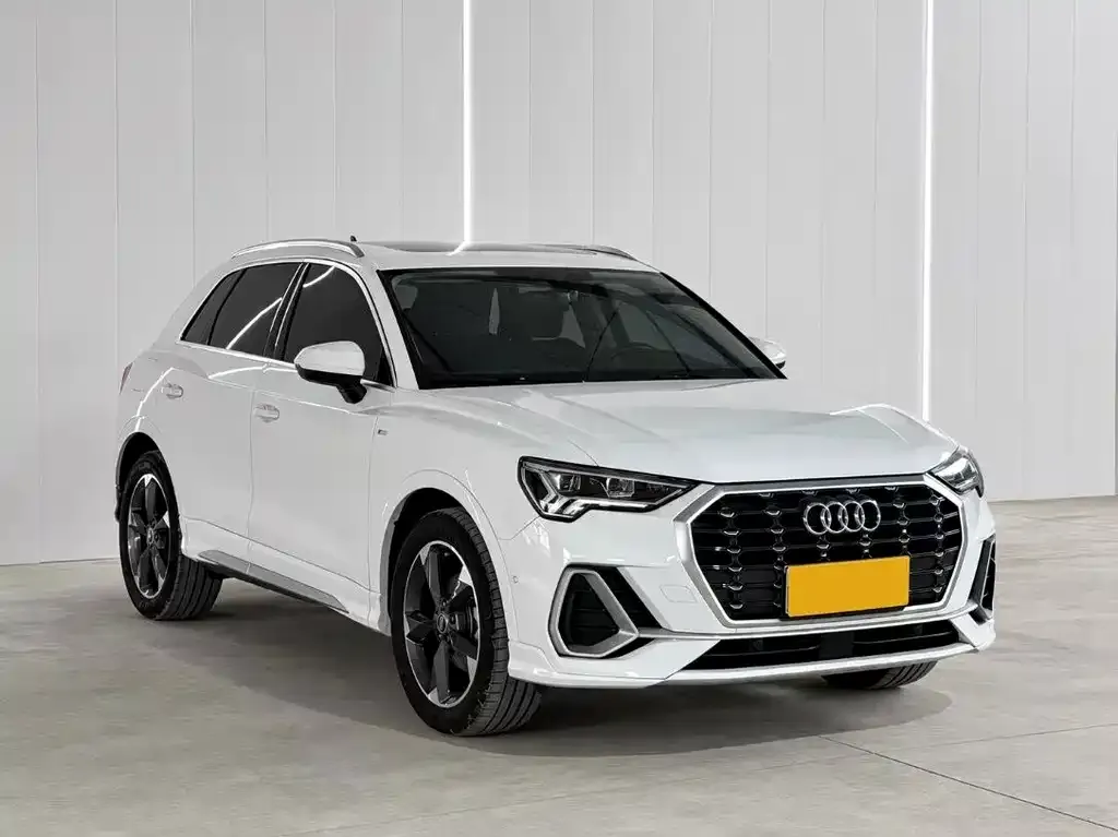 Audi Q3 — фото 7
