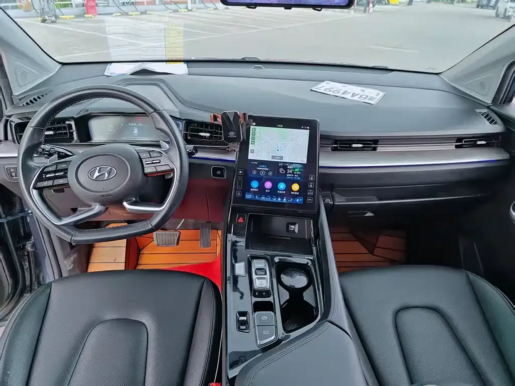 Hyundai Custo — фото 3