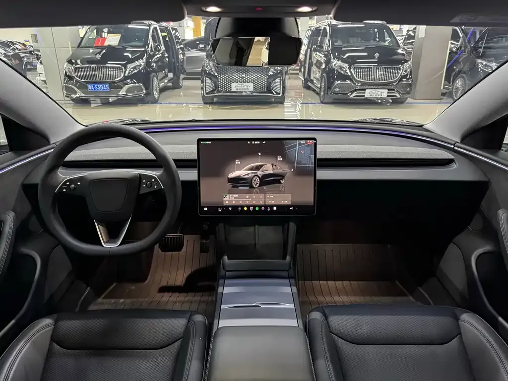 Tesla Model 3 — фото 6