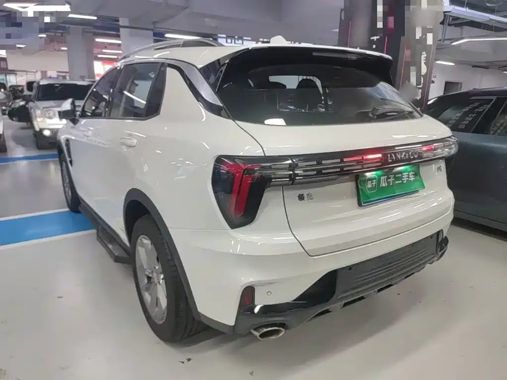 Lynk & Co 01 — фото 6
