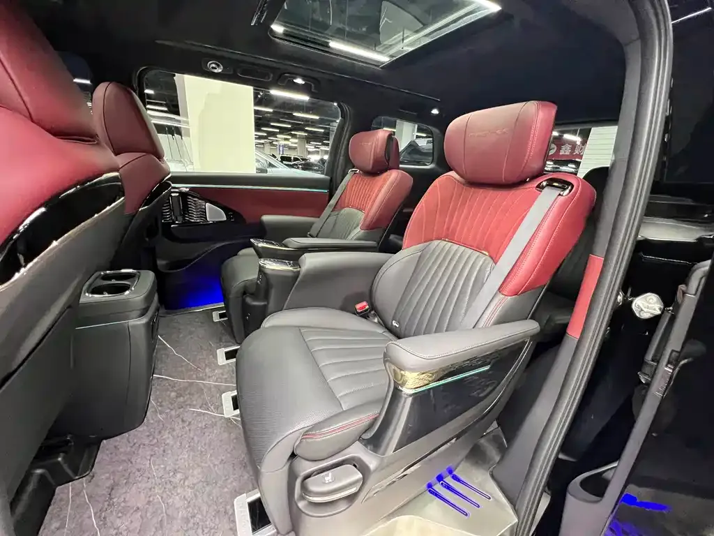GAC Motor Trumpchi M8 — фото 4