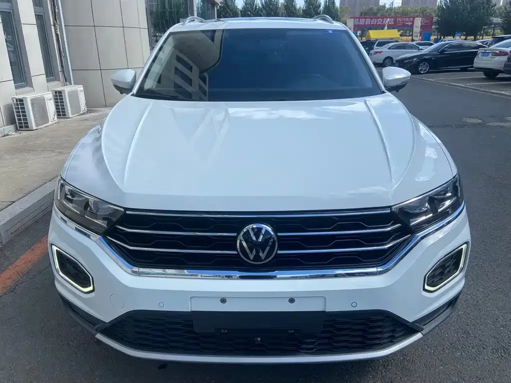 Volkswagen T-Roc — фото 3