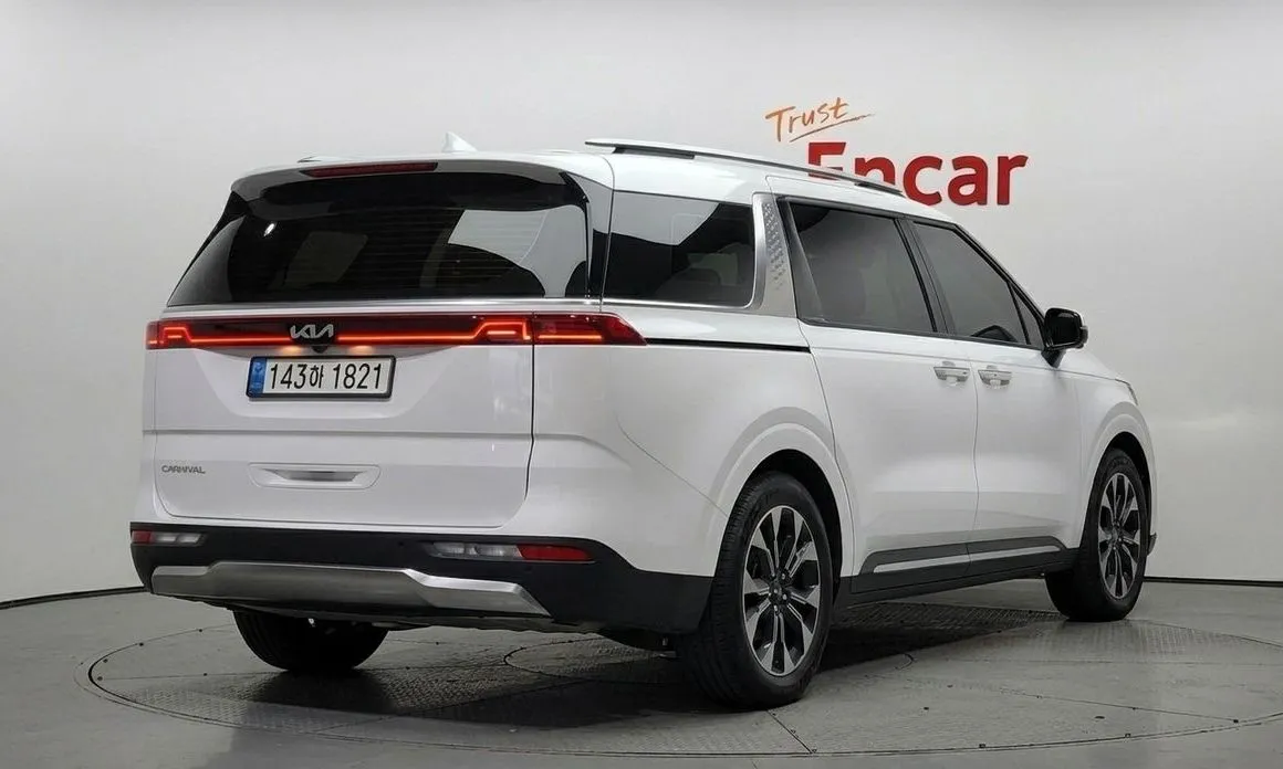 Kia Carnival — фото 2