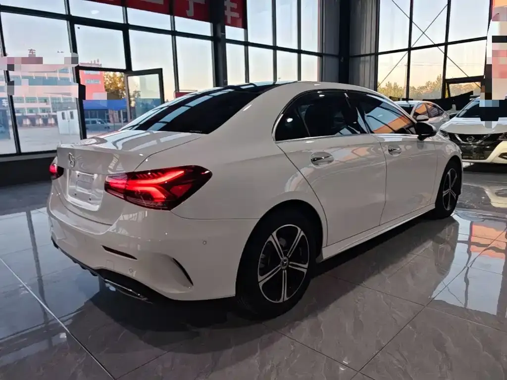 Mercedes-Benz A-Class — фото 7