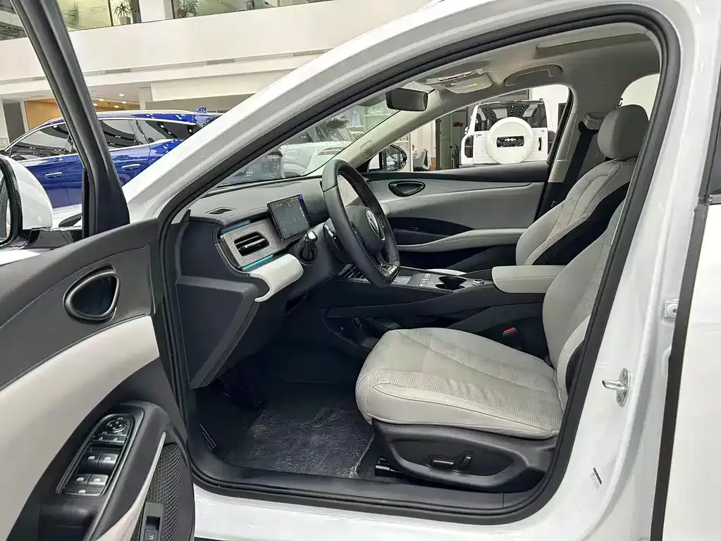 BYD Seal 06 DM-i Touring — фото 2
