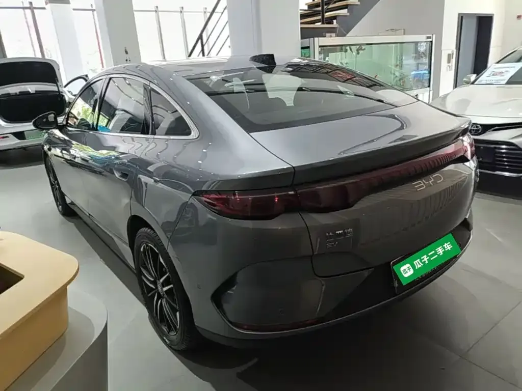 BYD Qin L — фото 7