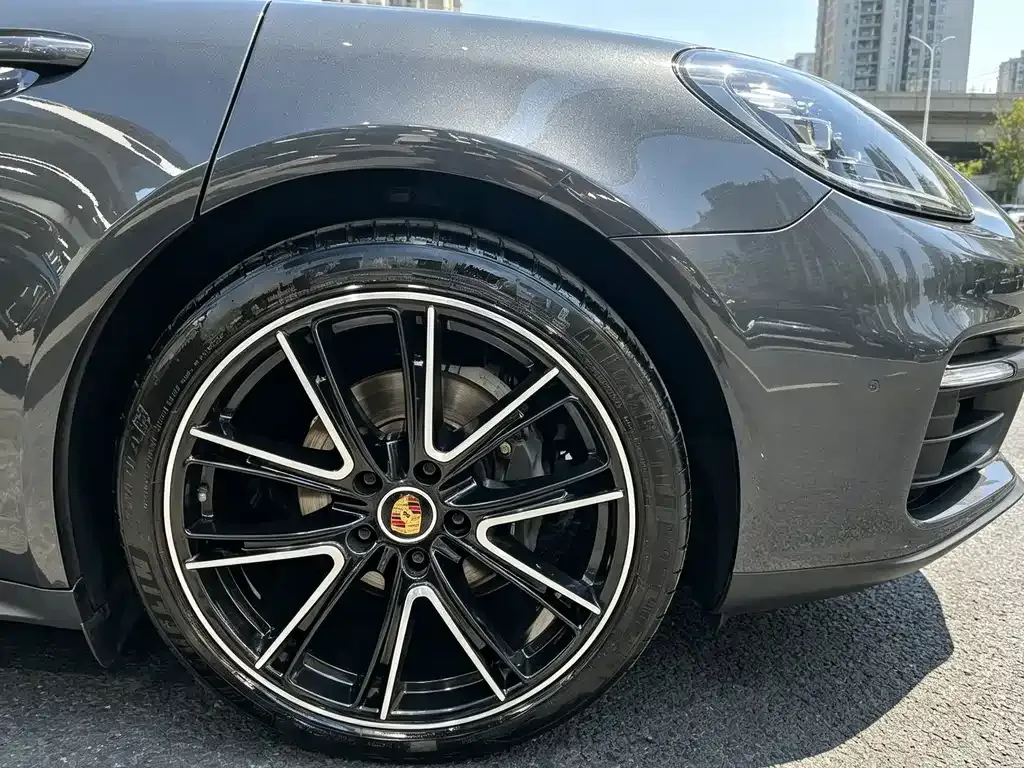 Porsche Panamera — фото 8
