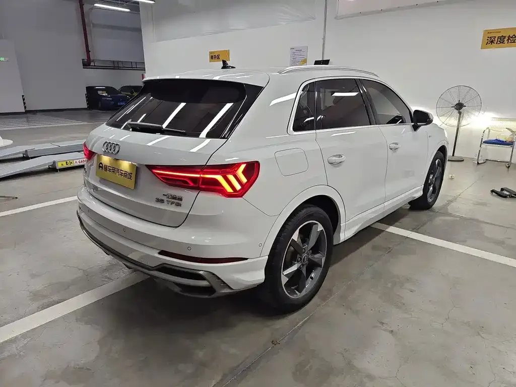 Audi Q3 — фото 5