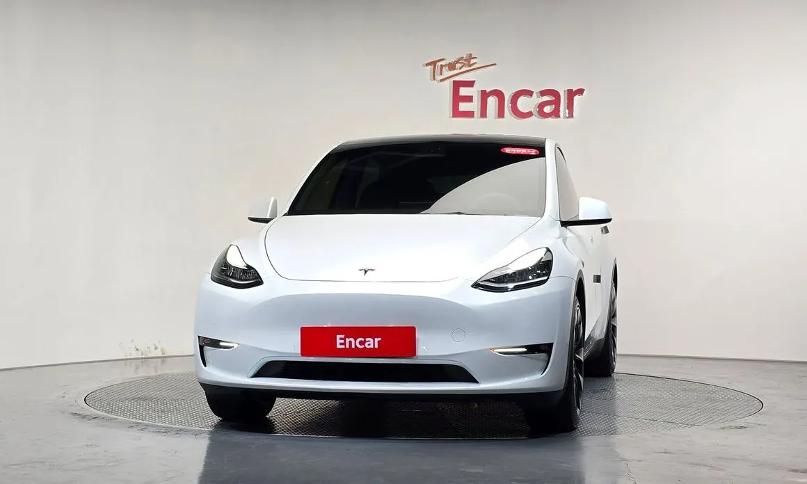Tesla Model Y — фото 2