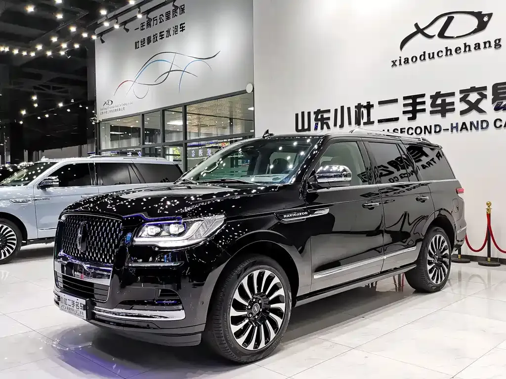 Lincoln Navigator — фото 10