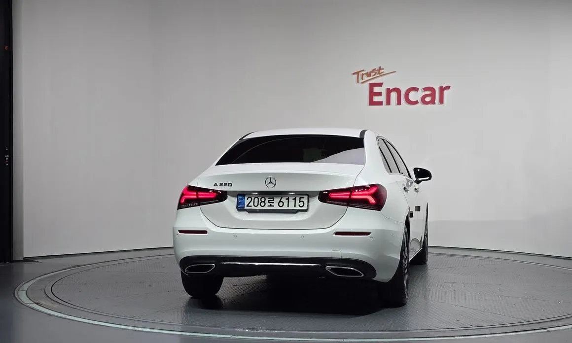 Mercedes-Benz A-Class — фото 10