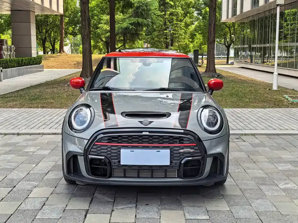 MINI JCW (John Cooper Works) — фото 10