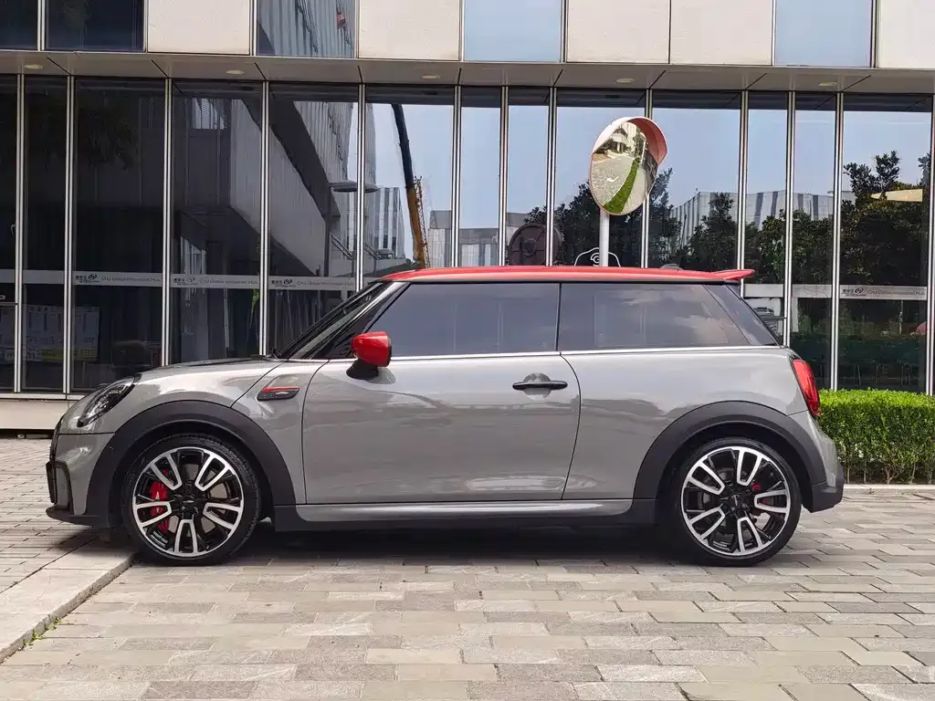 MINI JCW (John Cooper Works) — фото 5
