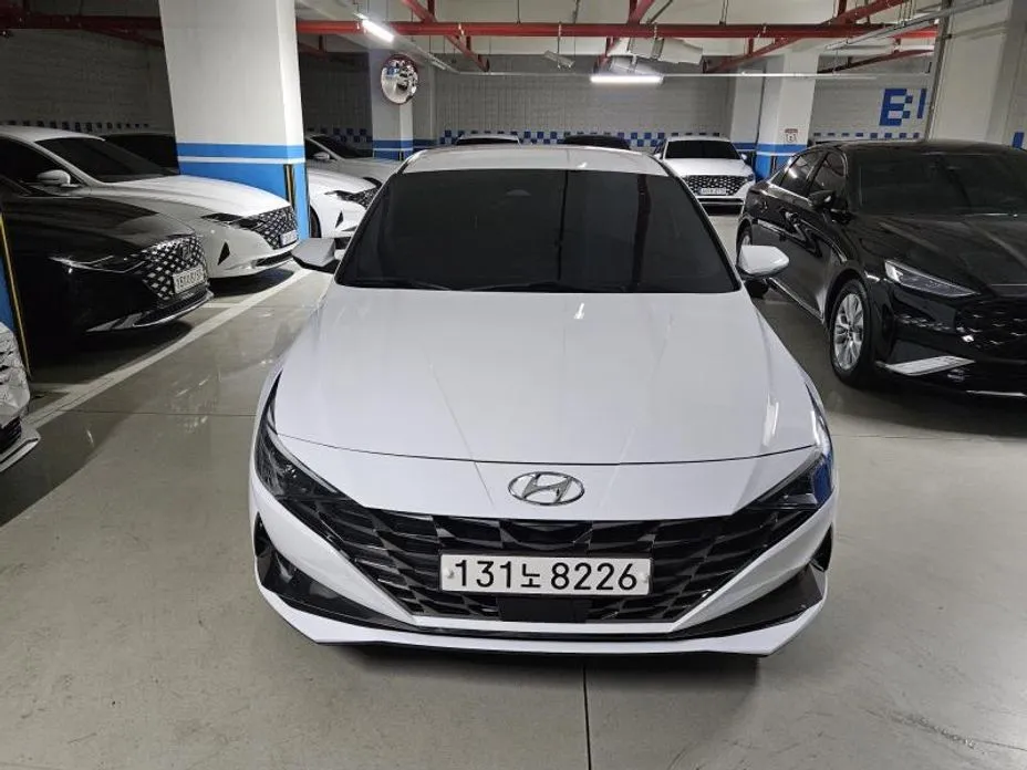 Hyundai AVANTE — фото 8