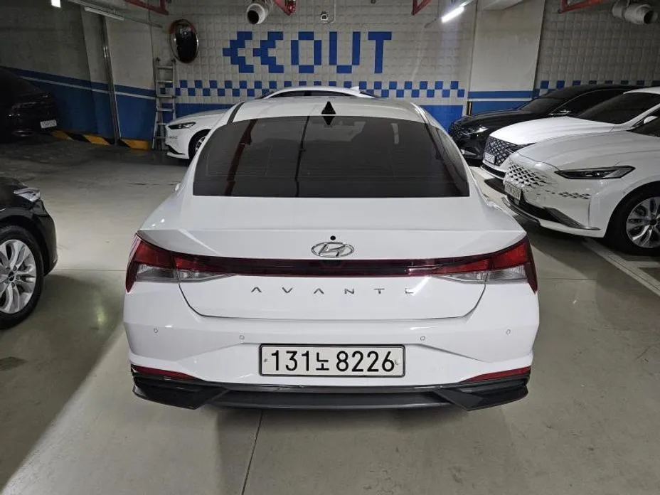 Hyundai AVANTE — фото 2