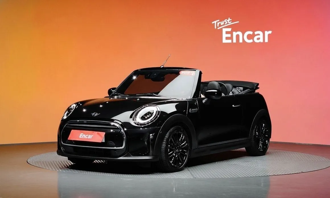 Mini Cooper Convertible — фото 1