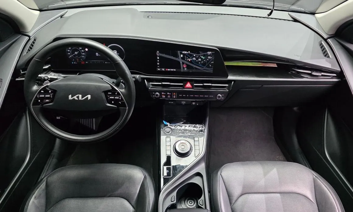 Kia Niro — фото 8