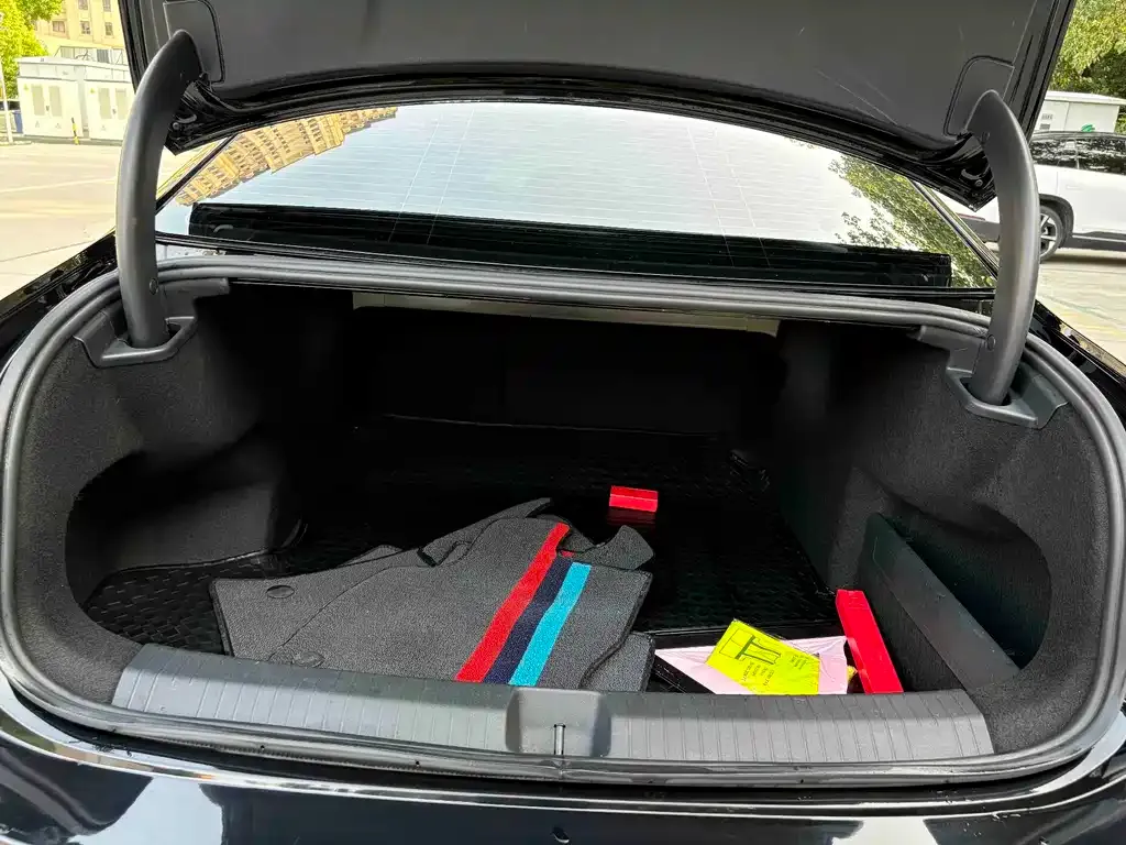 Volkswagen Passat — фото 5