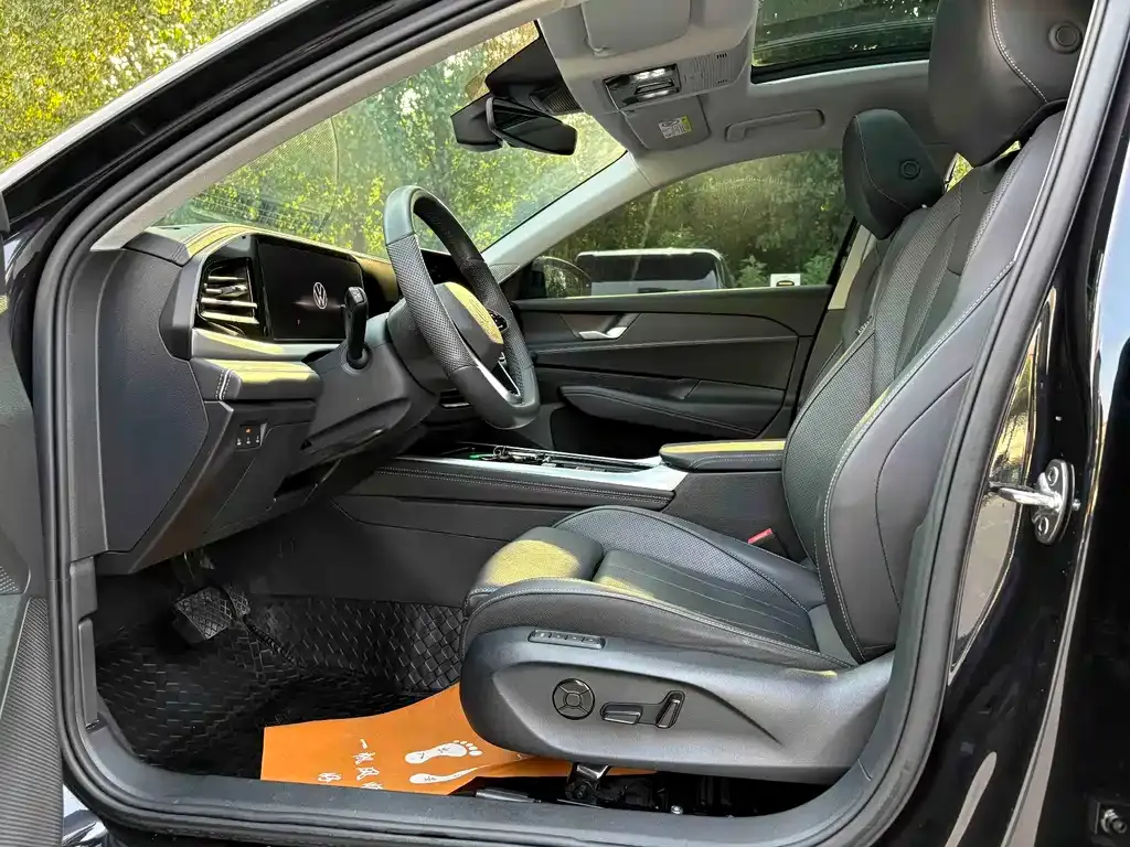 Volkswagen Passat — фото 2
