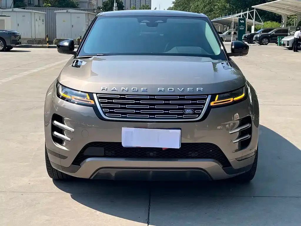 Land Rover Evoque — фото 1