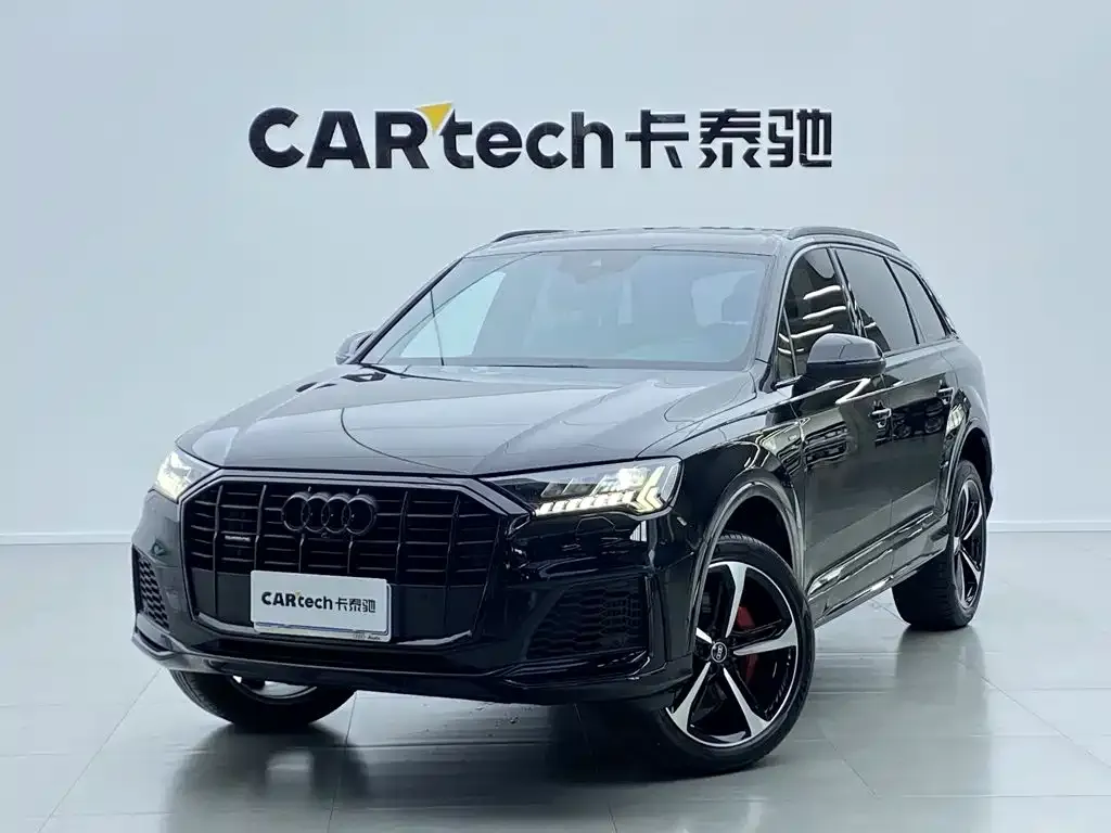 Audi Q7 — фото 7