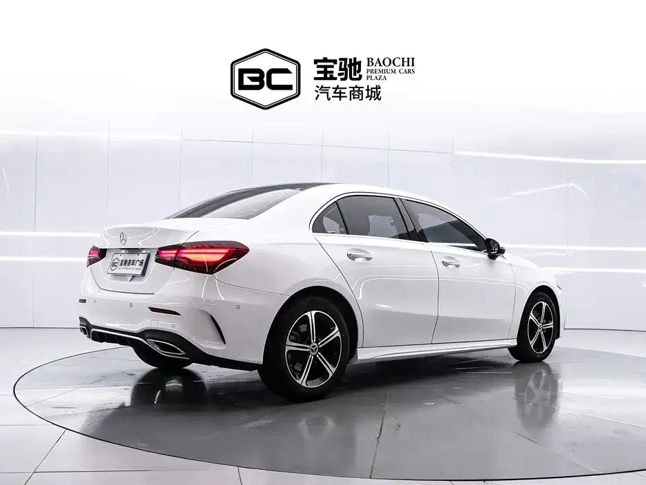 Mercedes-Benz A-Class — фото 10
