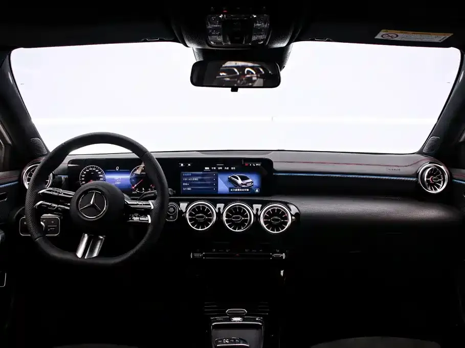 Mercedes-Benz A-Class — фото 3