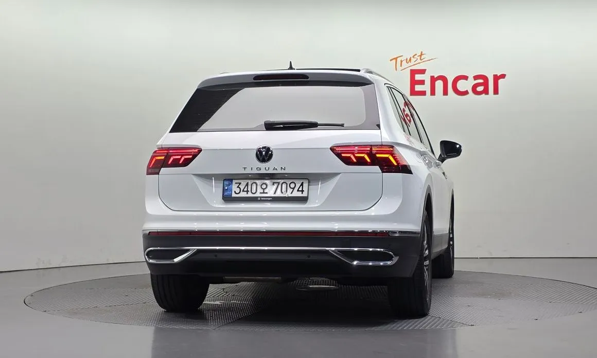 Volkswagen Tiguan — фото 5