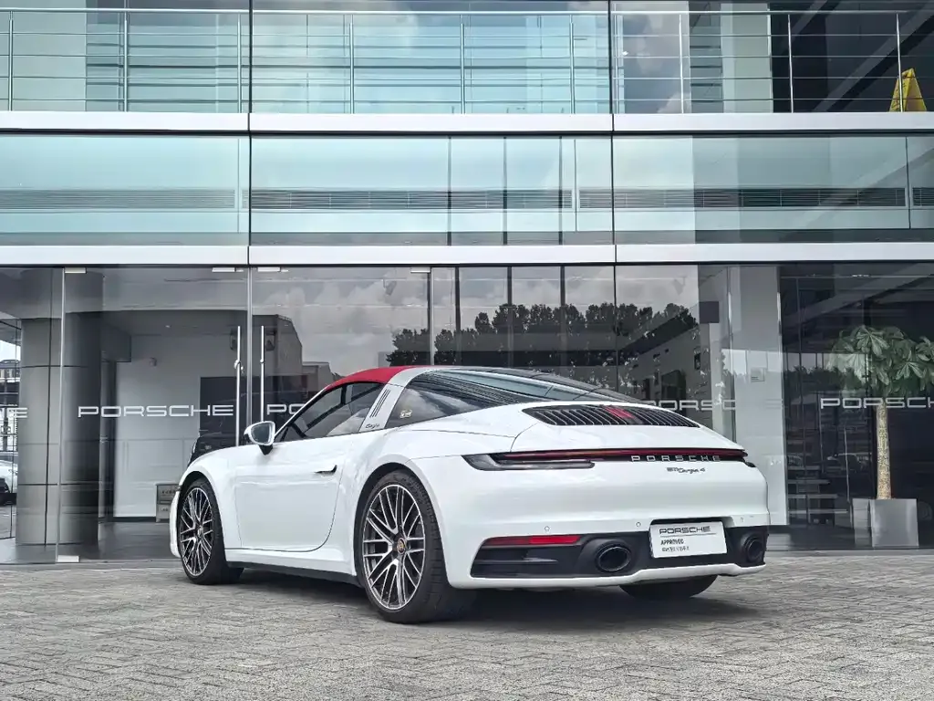 Porsche 911 — фото 10
