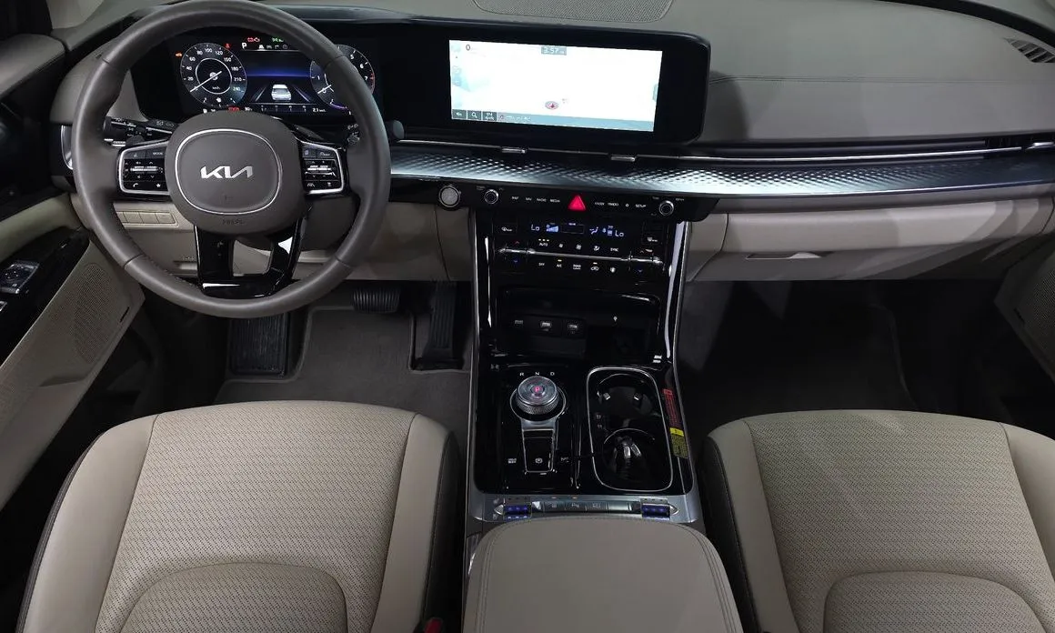 Kia Carnival — фото 2