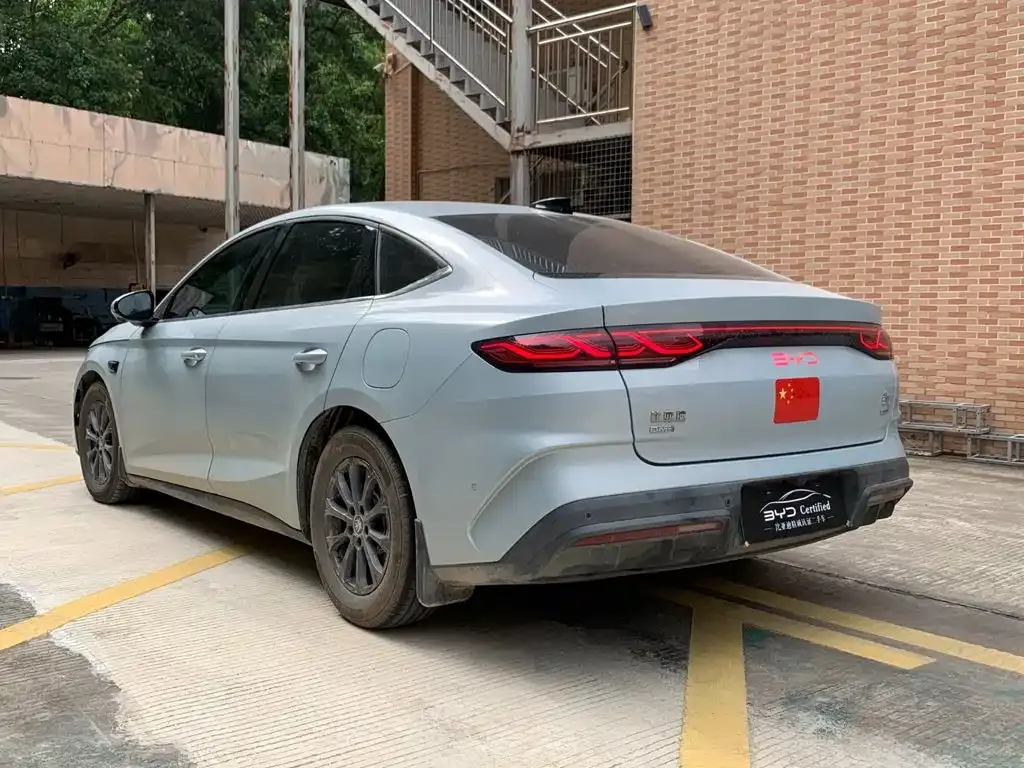 BYD Qin L — фото 4